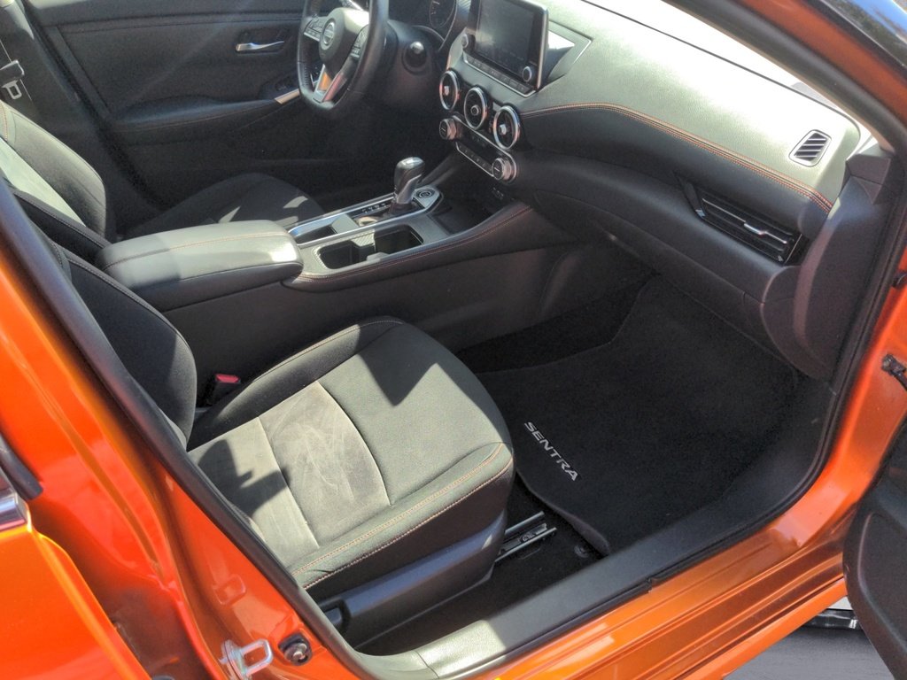 2021 Nissan Sentra SR LOW KMS