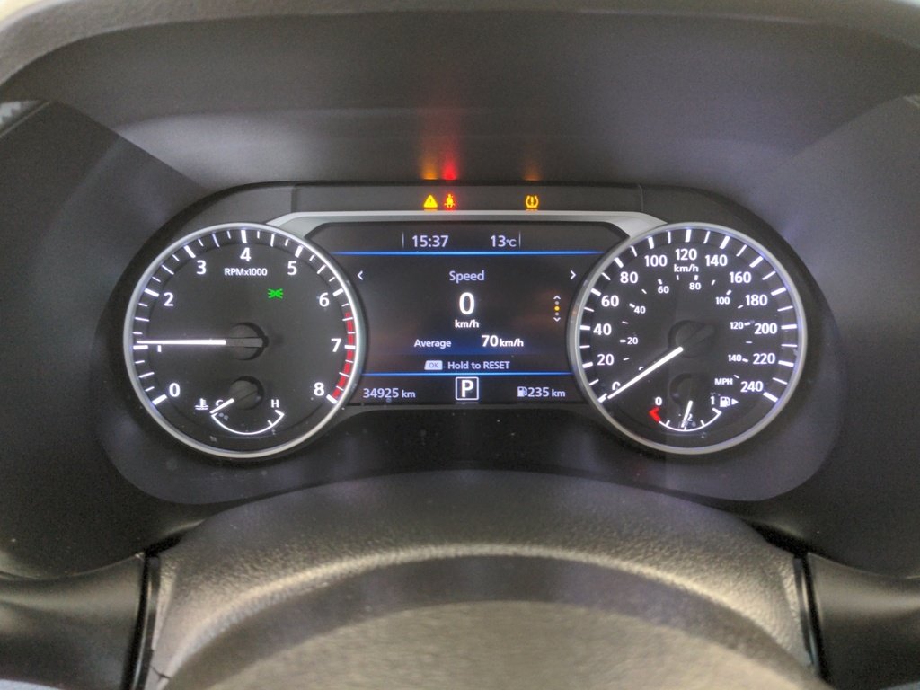 2024 Nissan Sentra SV LOW KMS
