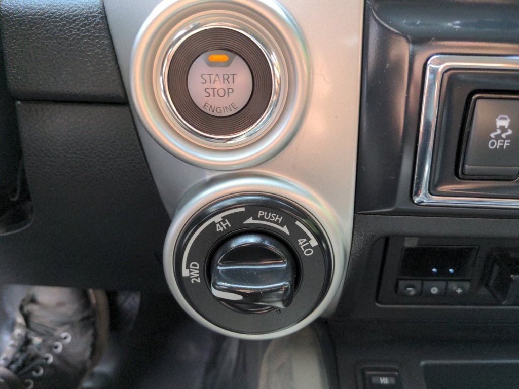 2017 Nissan Titan SV Crew Cab 4x4 -Fresh Trade
