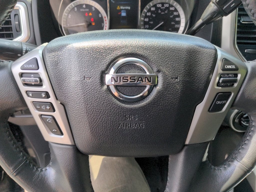 2017 Nissan Titan SV Crew Cab 4x4 -Fresh Trade