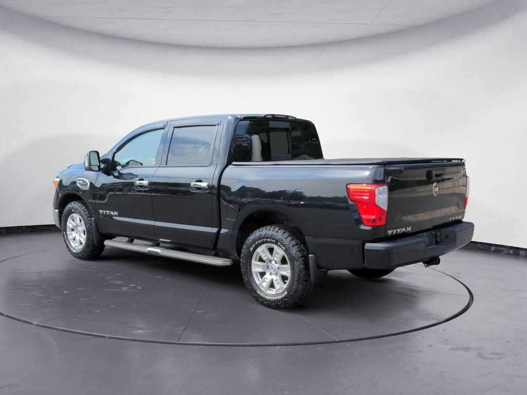 2017 Nissan Titan SV Crew Cab 4x4 -Fresh Trade