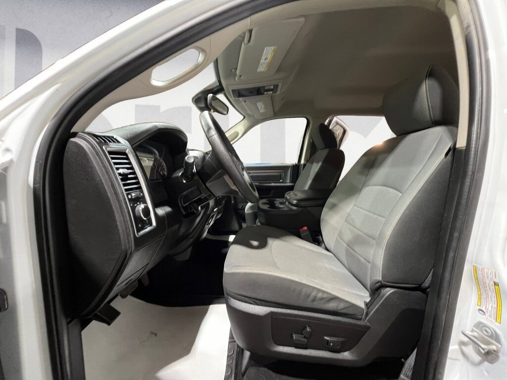 Ram 1500 Classic SLT 2022