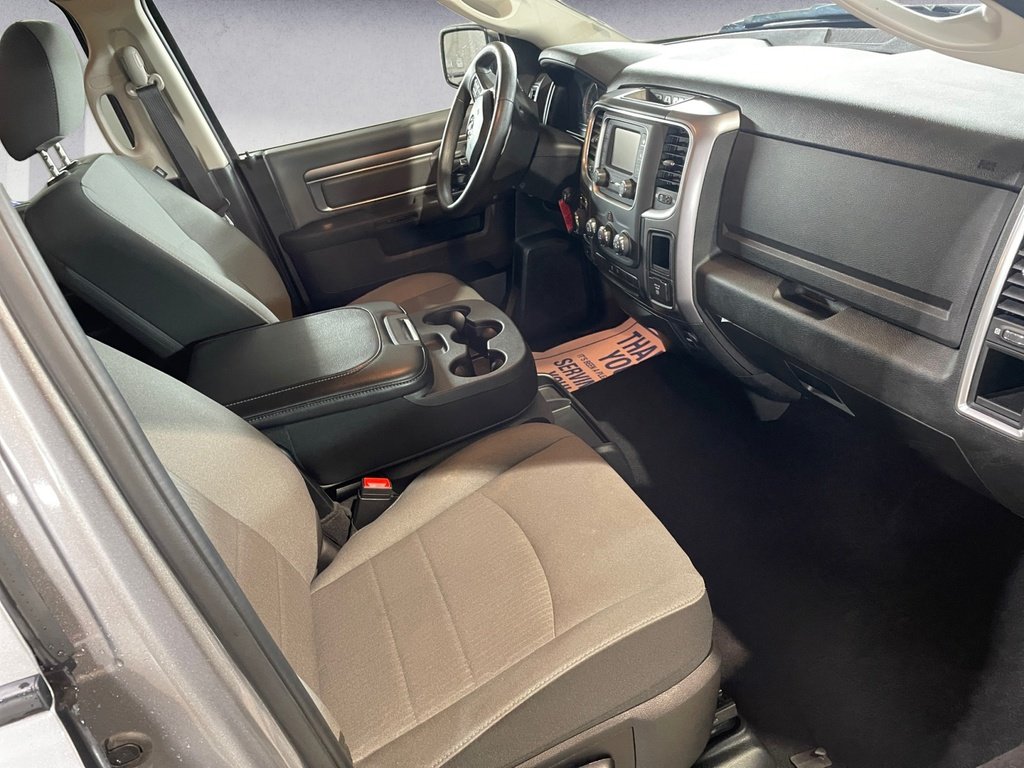 Ram 1500 Classic SLT 2023