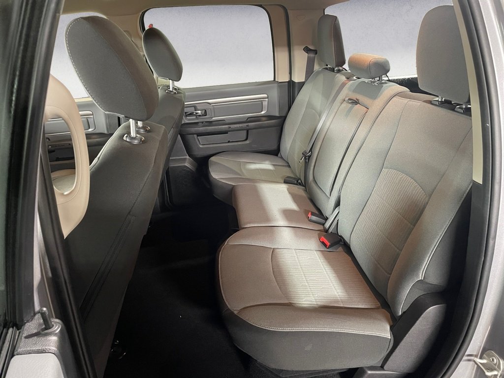 Ram 1500 Classic SLT 2023