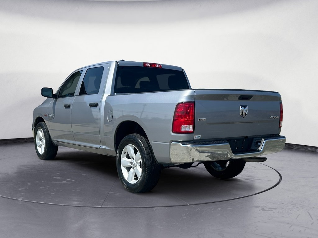 Ram 1500 Classic SLT 2023