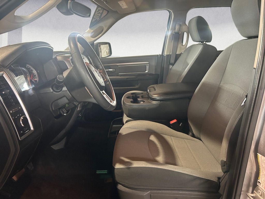 Ram 1500 Classic SLT 2023