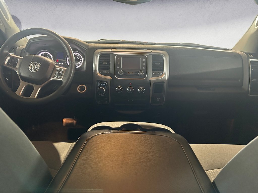 Ram 1500 Classic SLT 2023