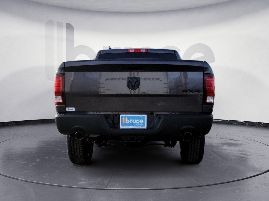 Ram 1500 Classic WARLOCK 2024