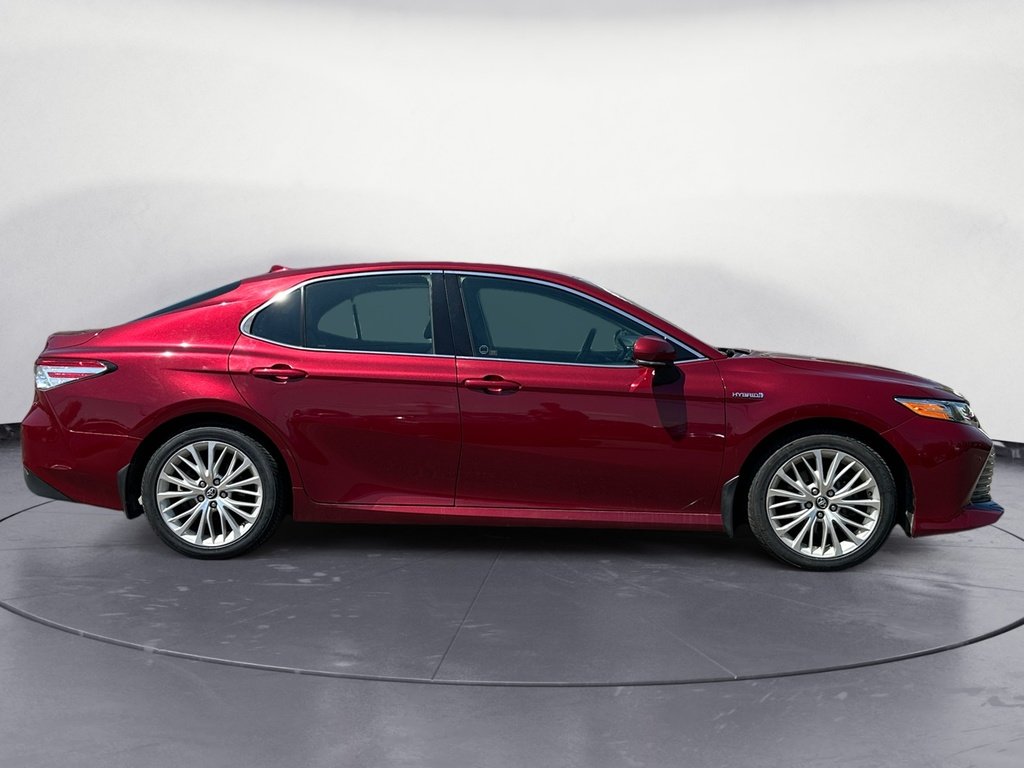 2018 Toyota Camry Hybrid XLE