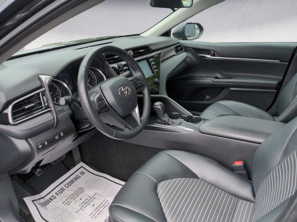 Toyota Camry SE LOW KMS! 2020