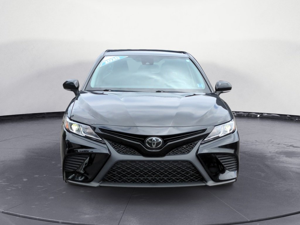 Toyota Camry SE LOW KMS! 2020