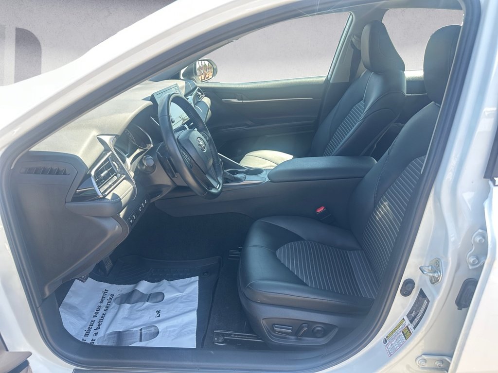 2023 Toyota Camry /SE/LE/XLE