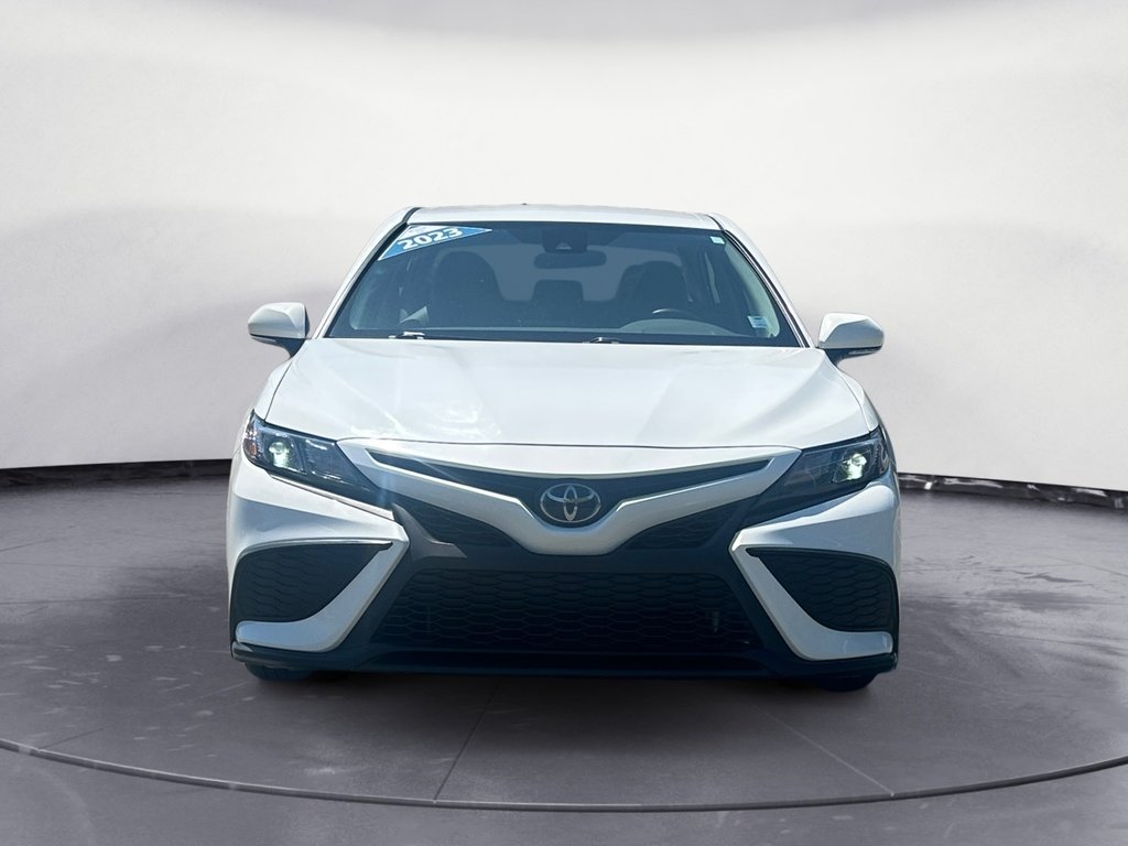 2023 Toyota Camry /SE/LE/XLE