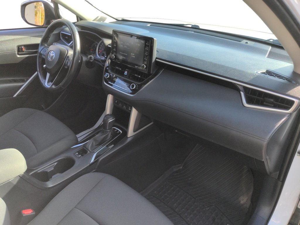 Toyota Corolla Cross LE AWD - Fresh Trade! 2022