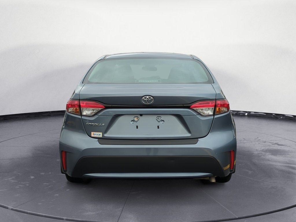 Toyota Corolla L- 2022