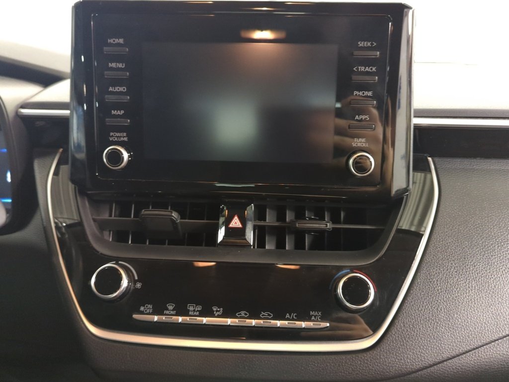 Toyota Corolla L- 2022