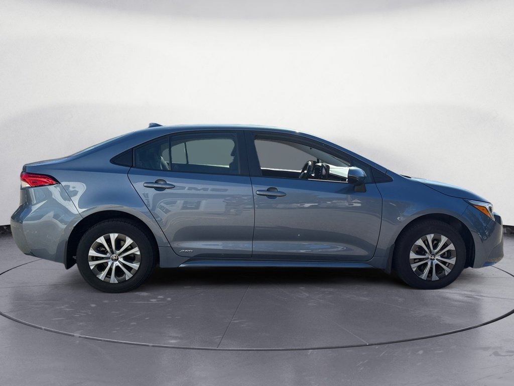 2024 Toyota Corolla HYBRID LE