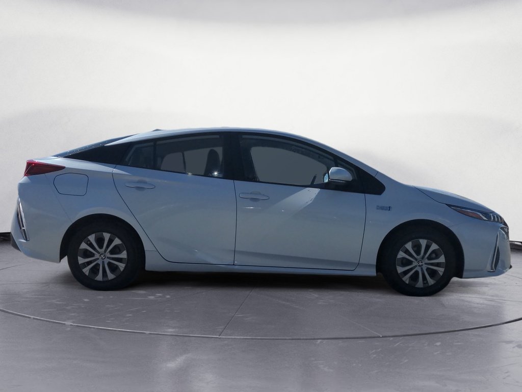 Toyota PRIUS PRIME BASE 2021