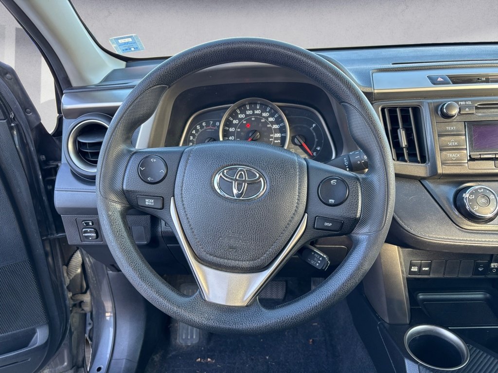 Toyota RAV4 LE 2015