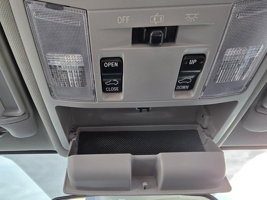 Toyota RAV4 XLE 2017