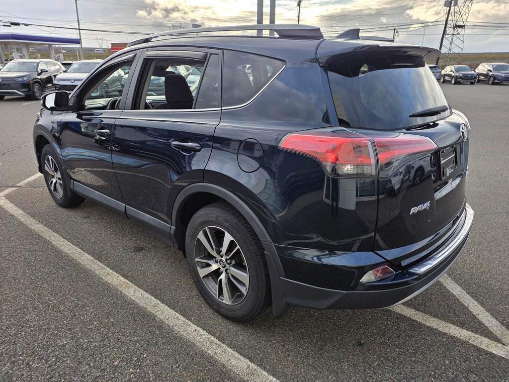 Toyota RAV4 XLE 2017