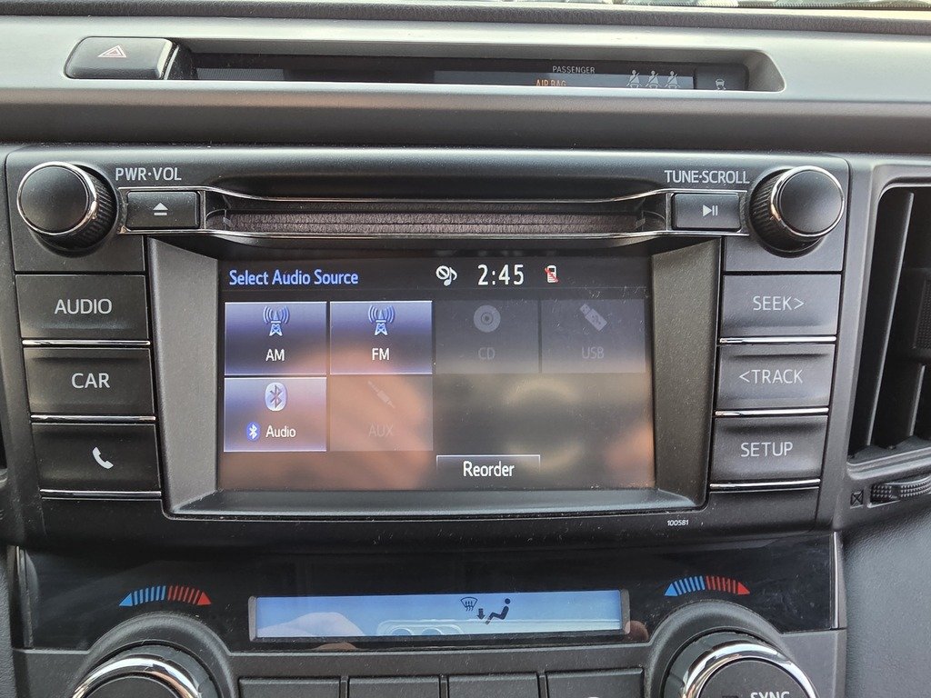 Toyota RAV4 XLE 2017