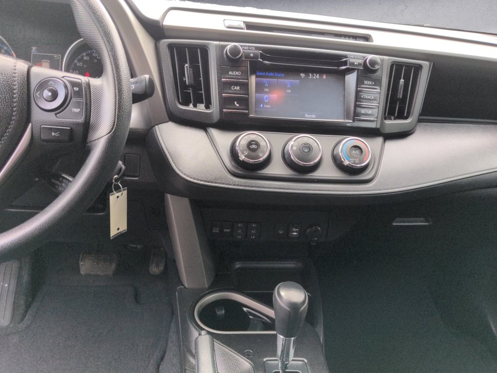 Toyota RAV4 LE AWD - Fresh Trade! 2018