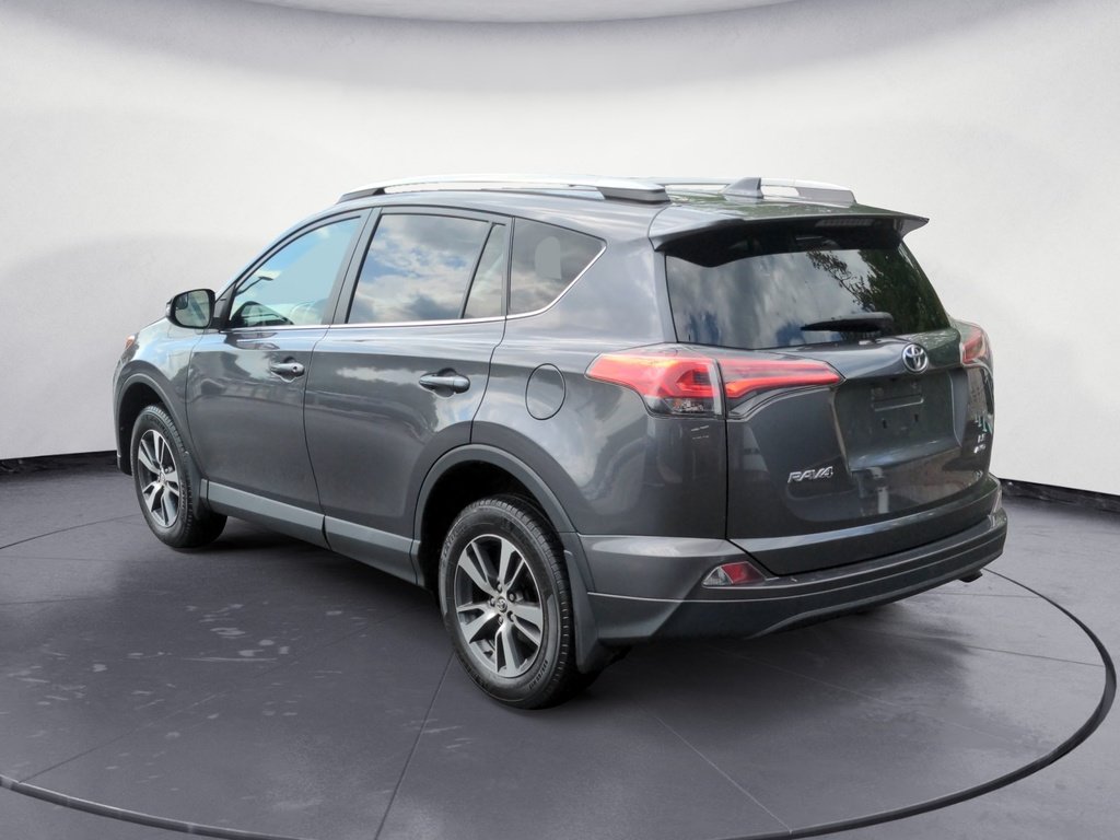 Toyota RAV4 LE AWD - Fresh Trade! 2018