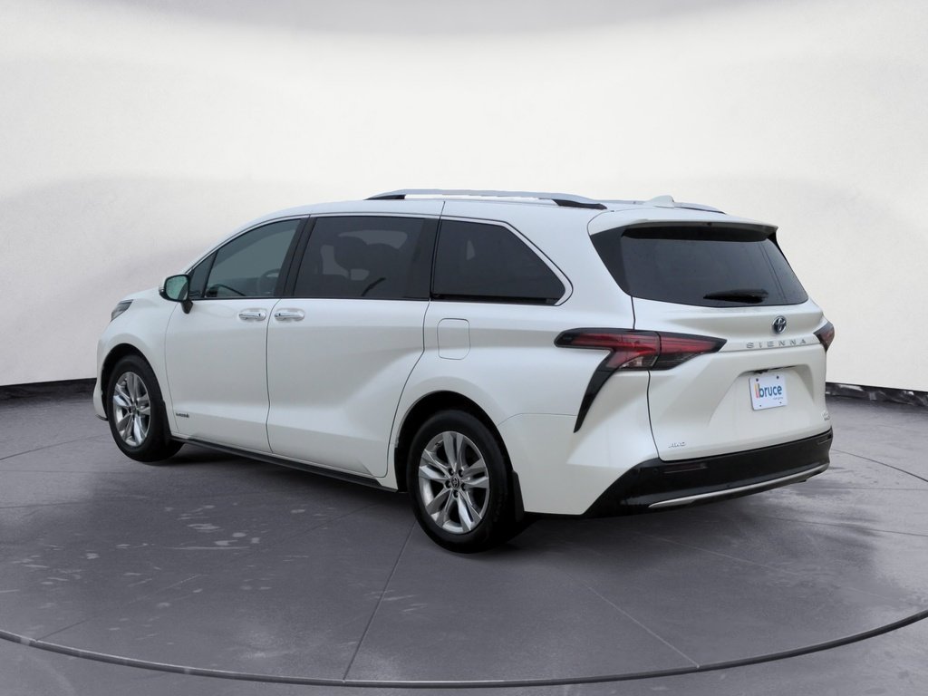 2021 Toyota Sienna LIMITED