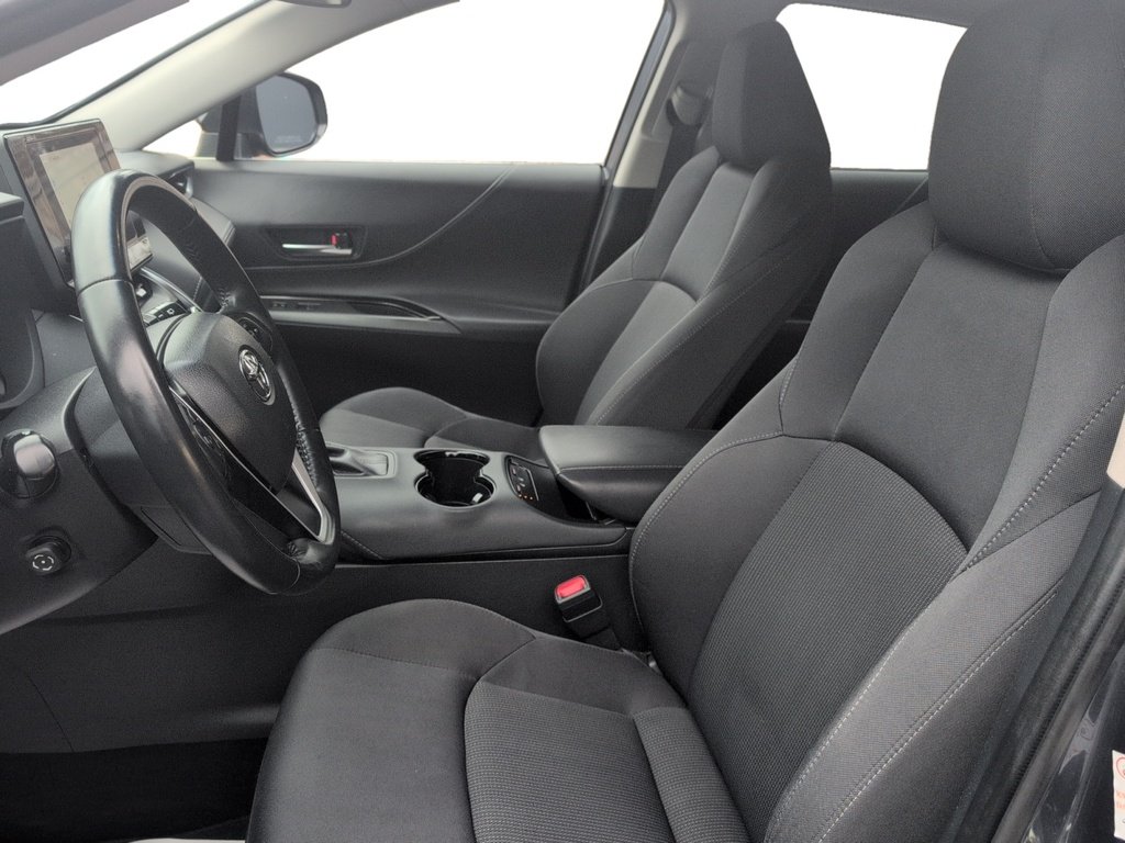 2024 Toyota Venza LE AWD - HYBRID !!