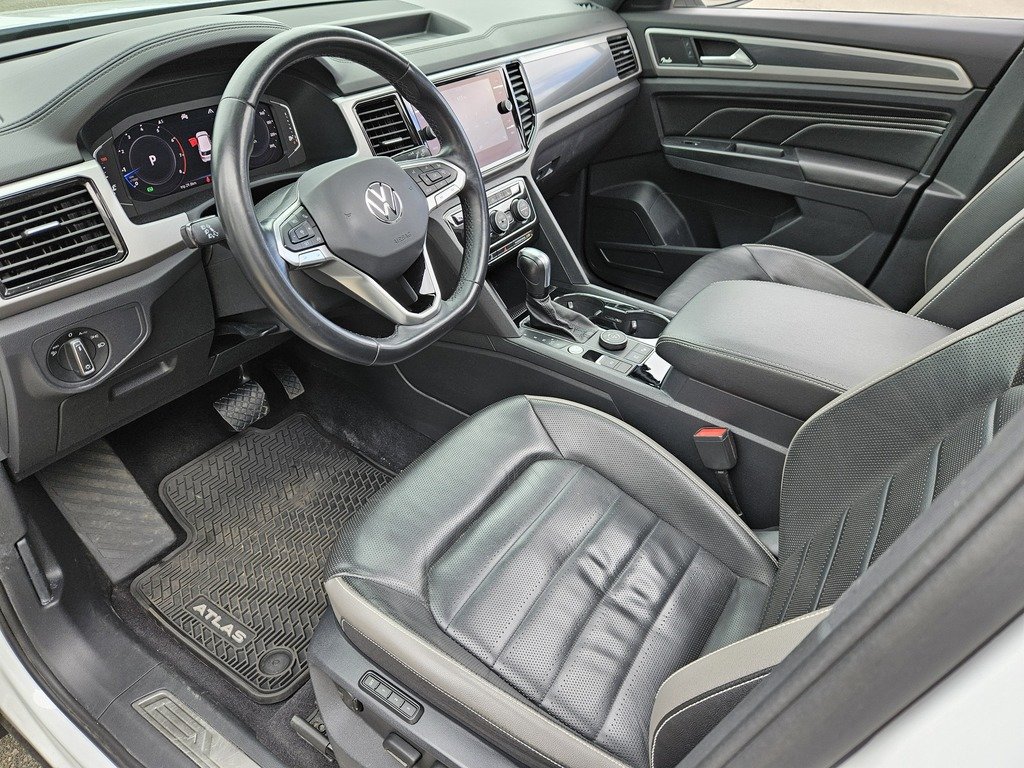 2020 Volkswagen Atlas Cross Sport EXECLINE