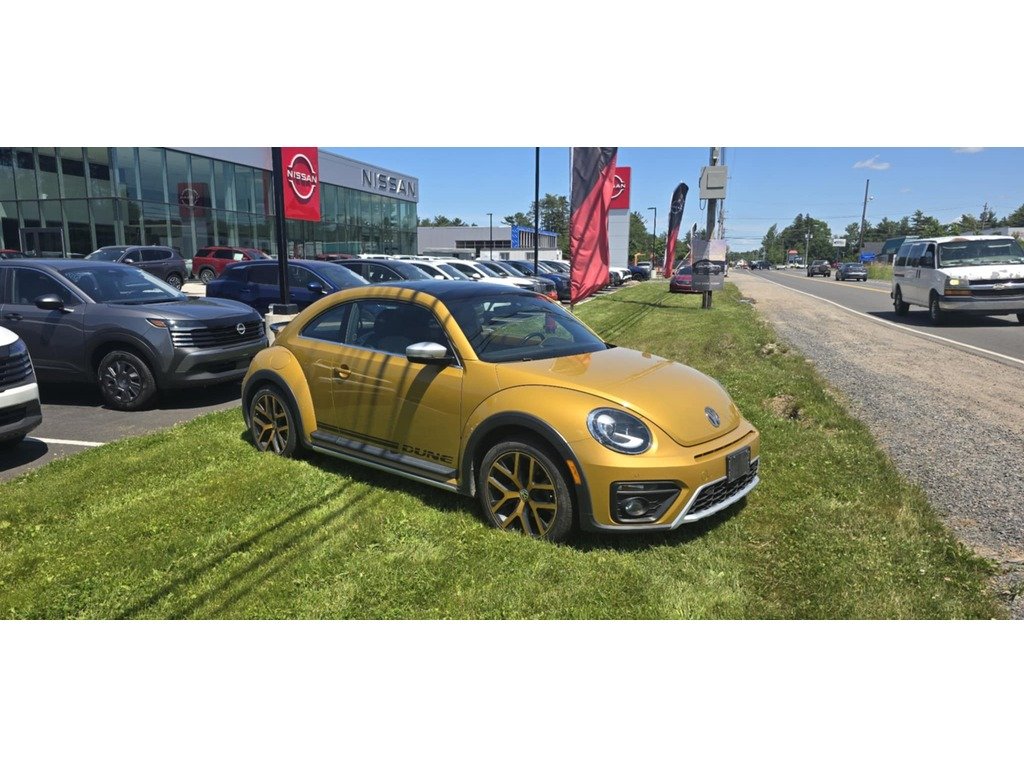 2017 Volkswagen Beetle Coupe DUNE!! - FRESH TRADE