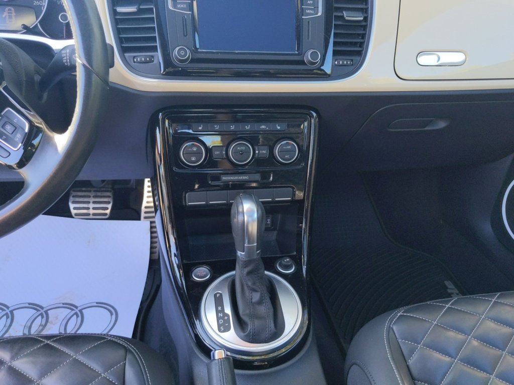 2019 Volkswagen Beetle WOLFSBURG EDITION