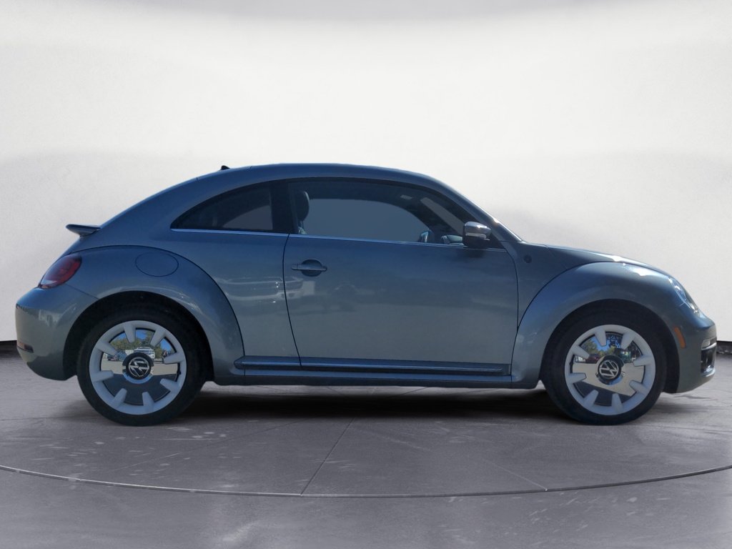 2019 Volkswagen Beetle WOLFSBURG EDITION