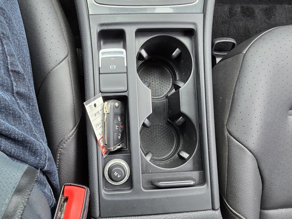 2018 Volkswagen E-Golf COMFORTLINE