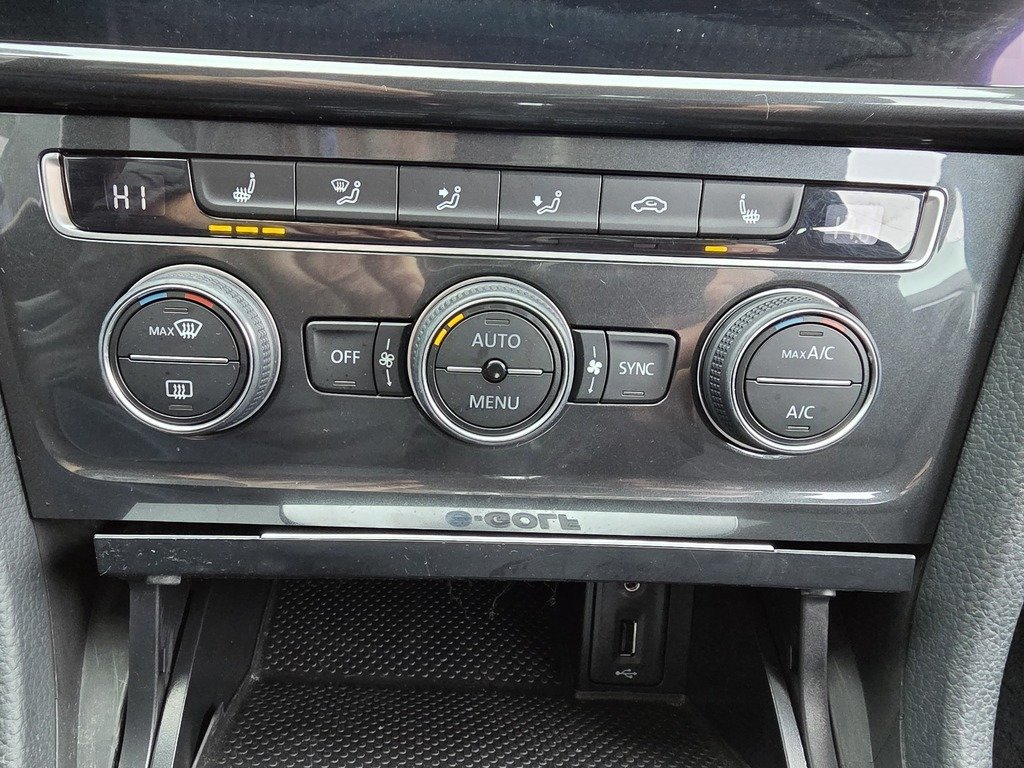 2018 Volkswagen E-Golf COMFORTLINE