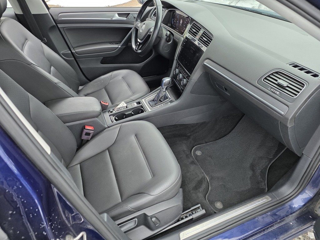 2018 Volkswagen E-Golf COMFORTLINE