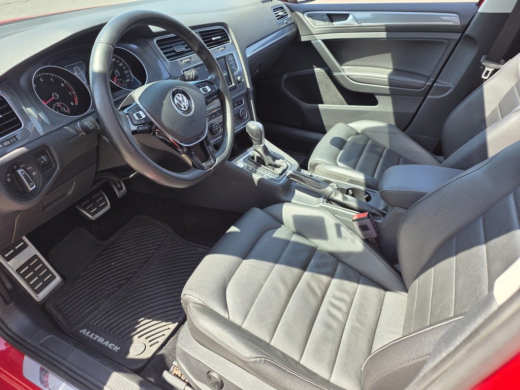 2017 Volkswagen GOLF ALLTRACK BASE