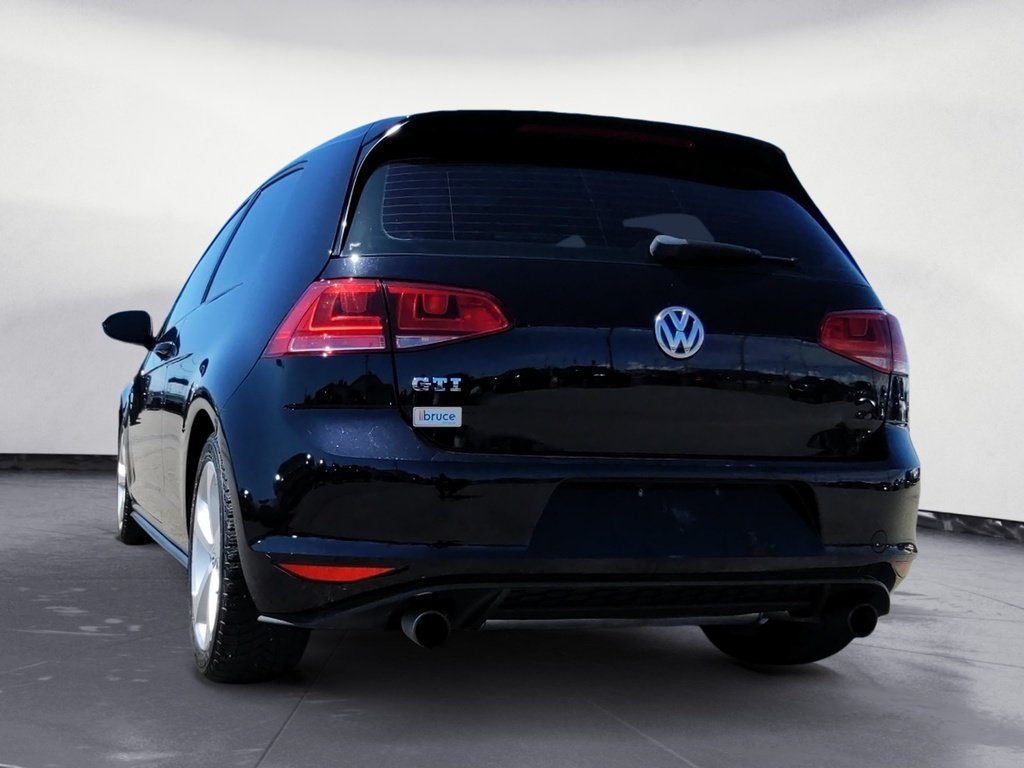 2016 Volkswagen Golf GTI BASE