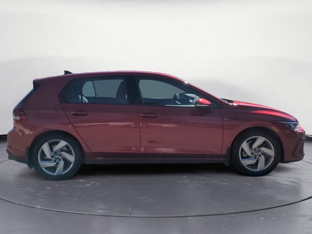 2022 Volkswagen Golf GTI BASE