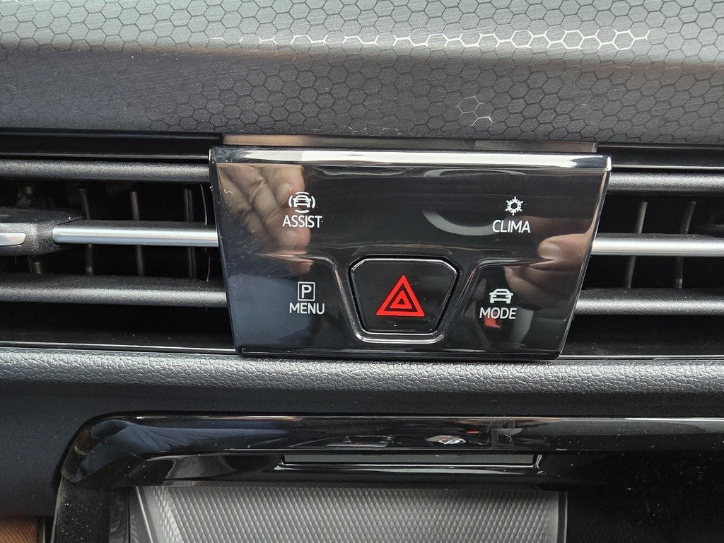 2023 Volkswagen Golf GTI PERFORMANCE