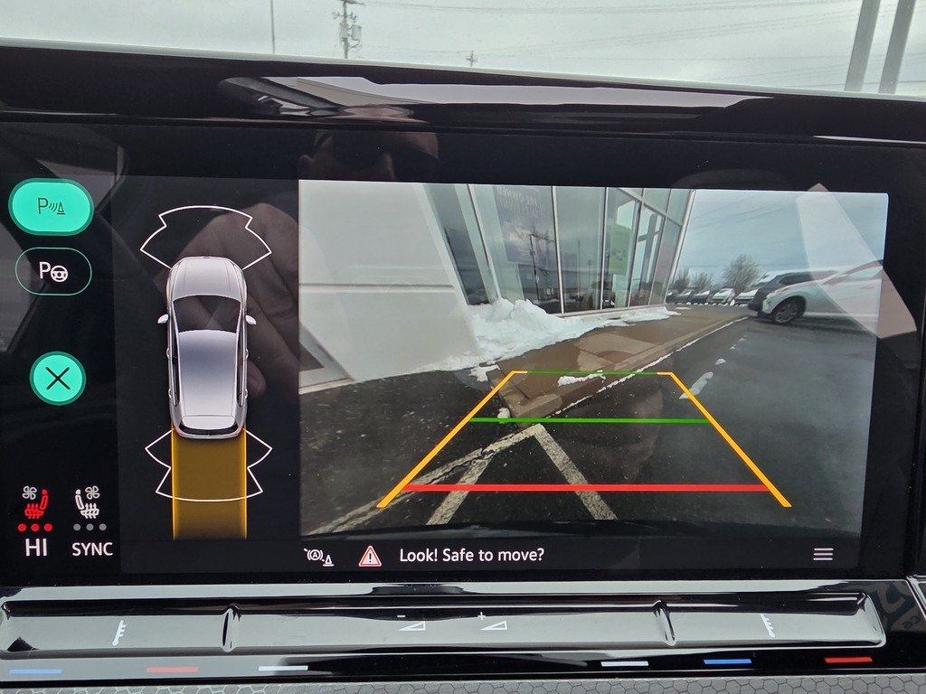 2023 Volkswagen Golf GTI PERFORMANCE