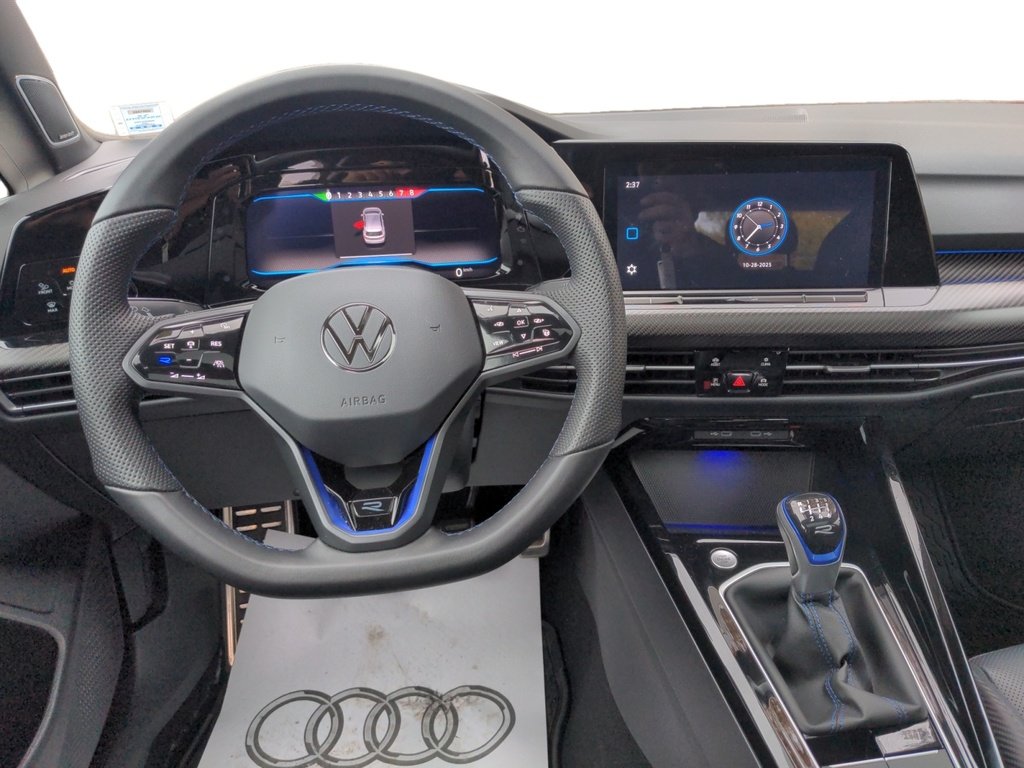 2024 Volkswagen Golf R BASE