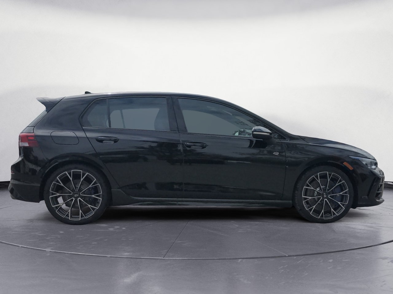 2025 Volkswagen Golf R BASE