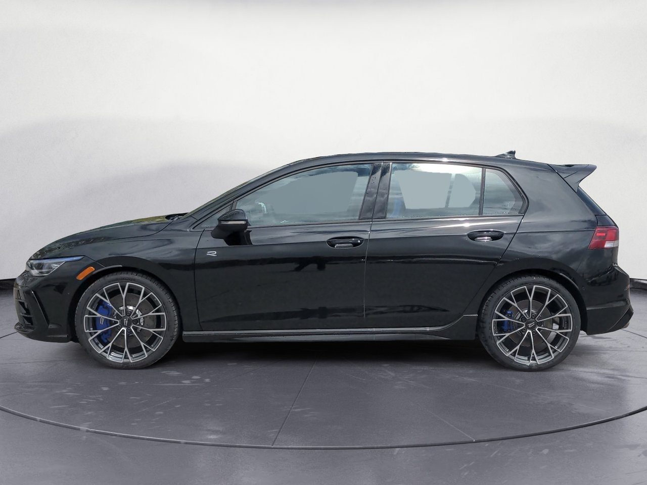 2025 Volkswagen Golf R BASE