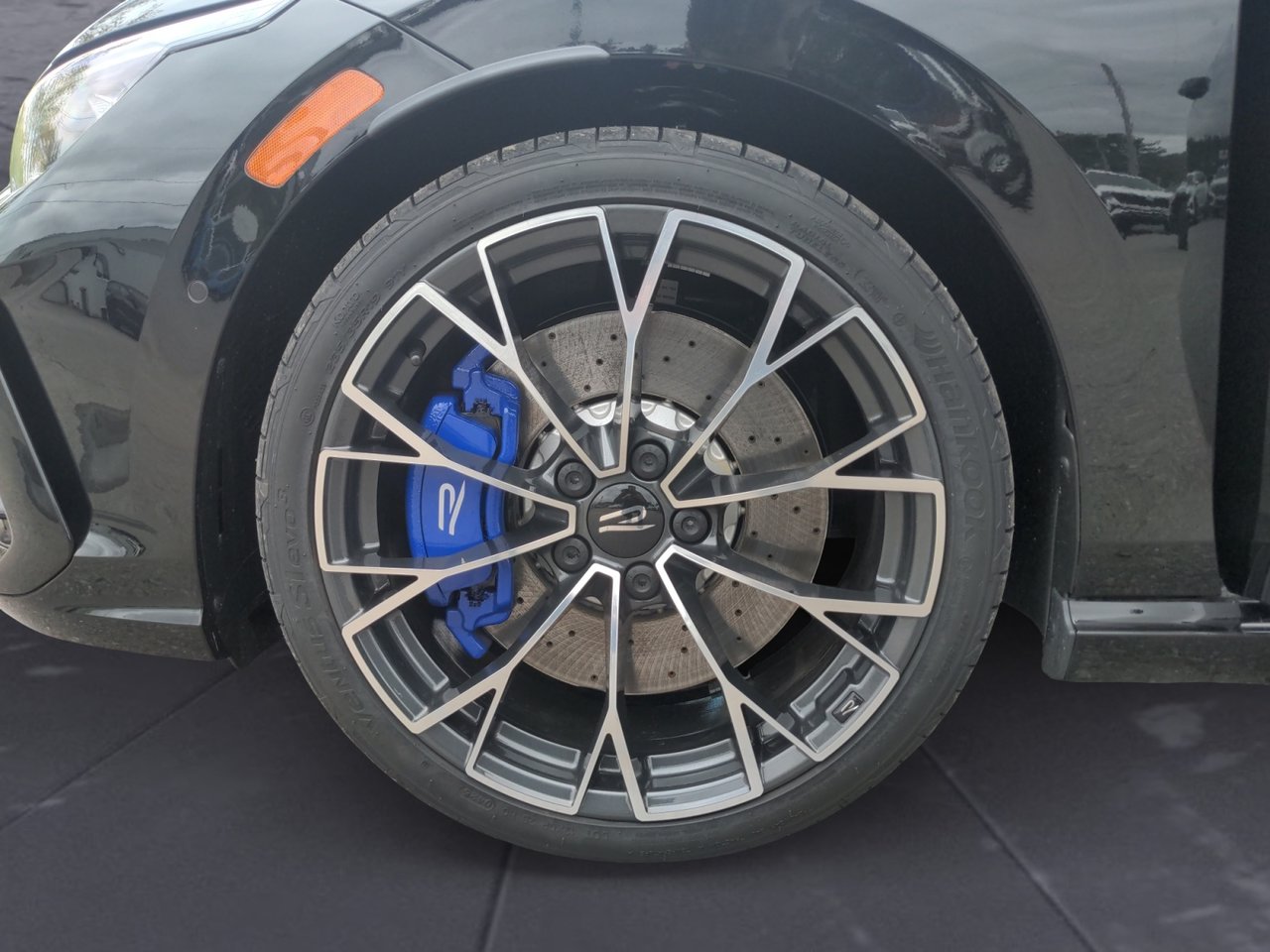 2025 Volkswagen Golf R BASE