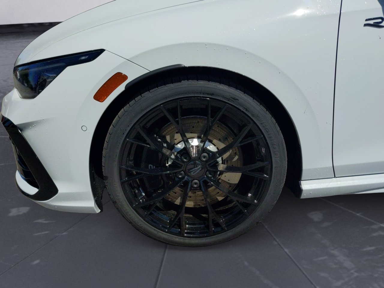 2025 Volkswagen Golf R BLACK EDITION