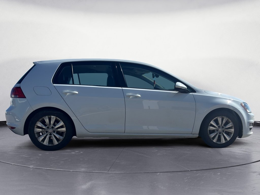 2016 Volkswagen Golf COMFORTLINE