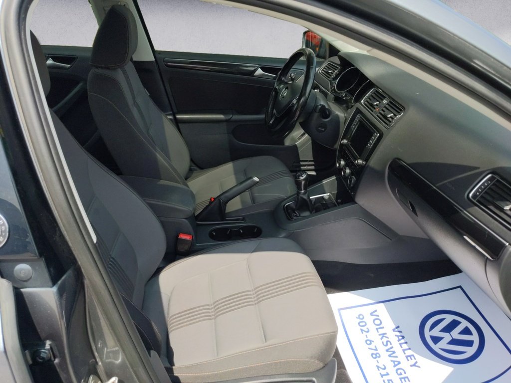 2017 Volkswagen Jetta Sedan WOLFSBURG EDITION