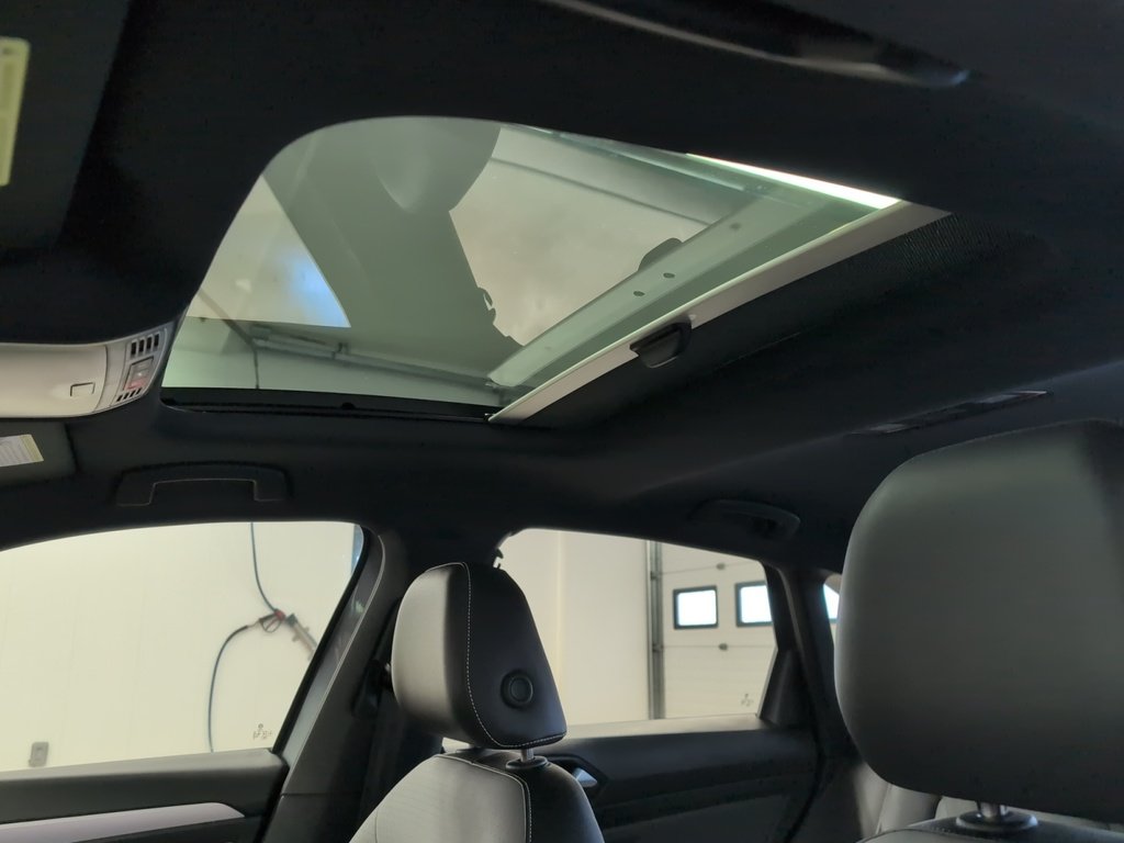 Volkswagen Jetta Sport ! 2025